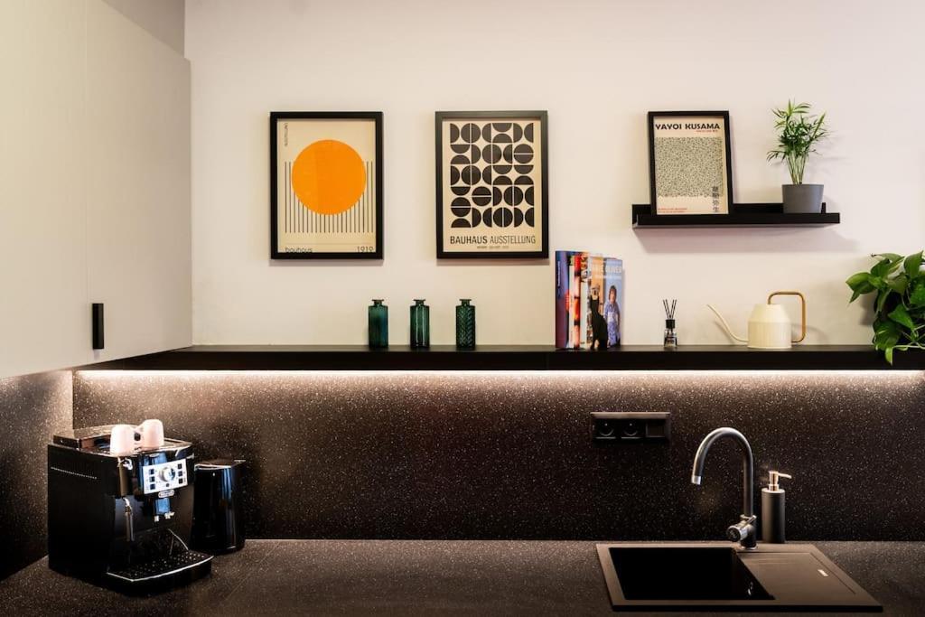 Gold Garden Terrace Apartment Бърно Екстериор снимка
