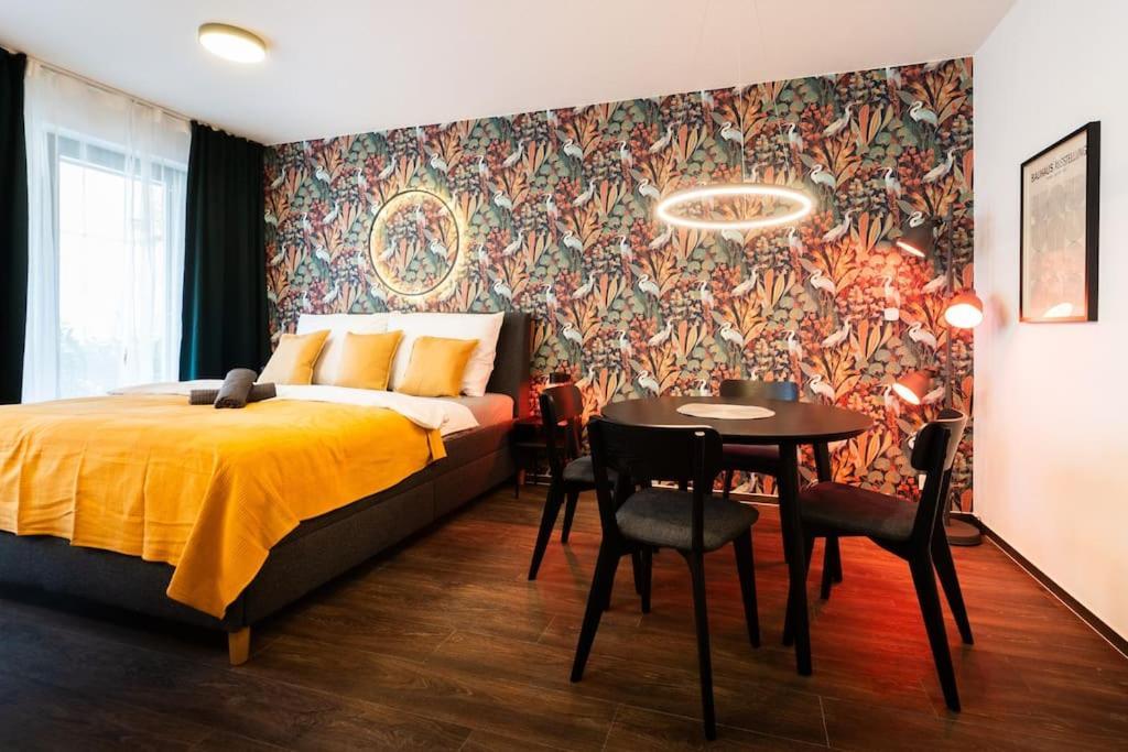 Gold Garden Terrace Apartment Бърно Екстериор снимка