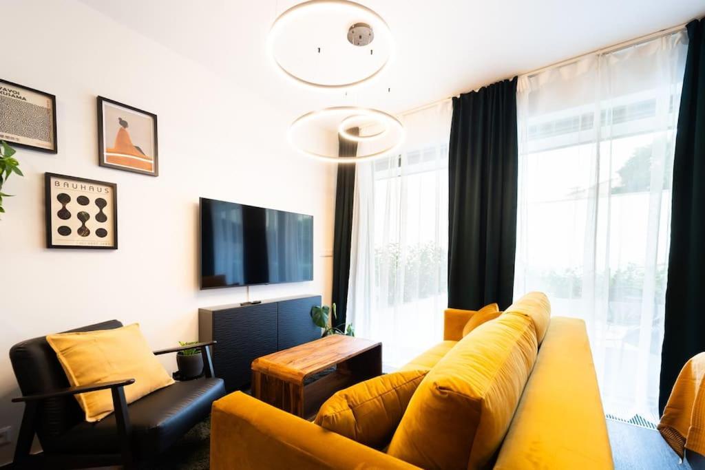 Gold Garden Terrace Apartment Бърно Екстериор снимка